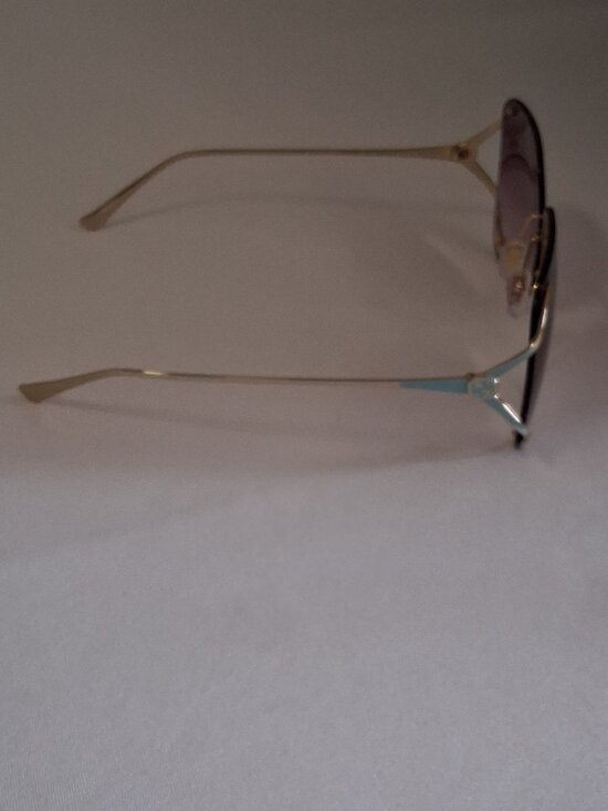Authentic Gucci Women\'s Fork Oversized Rimless Sunglasses in elegant Shiny main image 5